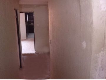 VENDO EXCELENTE CASA EN APODACA CERCA DE SAN NICOLÁS, 2 PLANTAS, 3CON BARRA DESYUNADORA, C RECÁMARAS, 2 Y MEDIO BAÑOS, COCHERA TECHAD