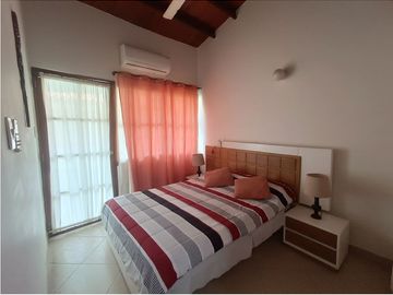 VENTA CASA AMOBLADA CONJUNTO CERRADO CERCA AL MAR RODADERO SUR - E.C.