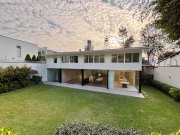 Venta casa de estreno en Urb. Rinconada del Lago 1ra etapa, La Molina