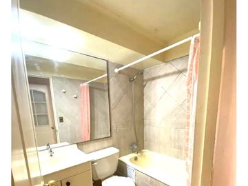 Vende Depto En Calle Moneda, Cercano Metro República