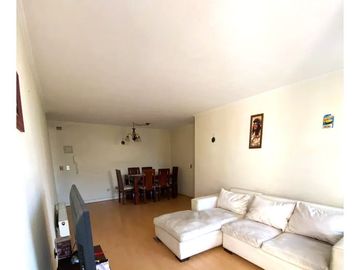 Vende Depto En Calle Moneda, Cercano Metro República