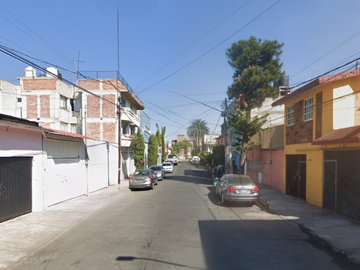 CASA EN VENTA EN LEYES DE REFORMA IZTAPALAPA CDMX