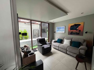 Cumbaya San Juan por Colegio Terranova Oportunidad hermosa casa Diseño Londoño