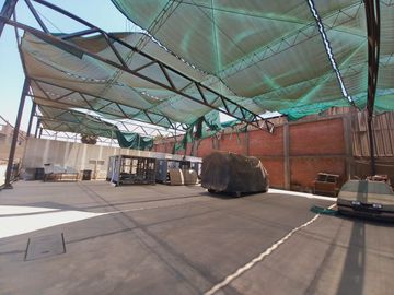 VENDO LOCAL INDUSTRIAL DE 6871 M2 EN PUENTE PIEDRA, CON UN AMPLIO PATIO DE MANIOBRAS