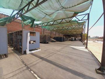 VENDO LOCAL INDUSTRIAL DE 6871 M2 EN PUENTE PIEDRA, CON UN AMPLIO PATIO DE MANIOBRAS