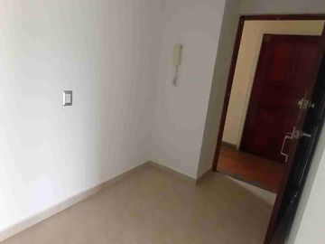 VENTA APARTAMENTO 4 PISO 1ERO DE MAYO SUR CENTRAL CALI