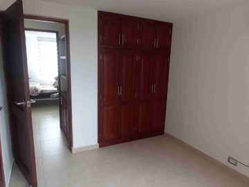 VENTA APARTAMENTO 4 PISO 1ERO DE MAYO SUR CENTRAL CALI
