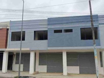SE VENDE EDIFICIO NUEVO RENTERO COMERCIAL – PEDERNALES, MANABÍ