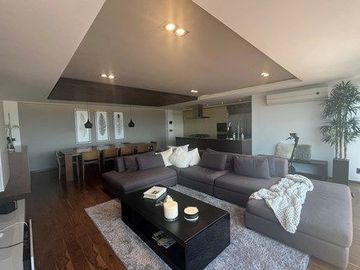 SE VENDE DEPARTAMENTO CON TERRAZA Y CUARTO DE SERVICIO EN PISO 12