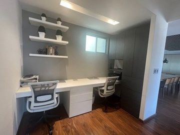 SE VENDE DEPARTAMENTO CON TERRAZA Y CUARTO DE SERVICIO EN PISO 12