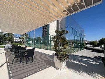 SE VENDE DEPARTAMENTO CON TERRAZA Y CUARTO DE SERVICIO EN PISO 12