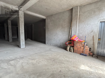 VENDO CASA COMERCIAL EN AVENIDA PACASMAYO - SAN MARTIN DE PORRES