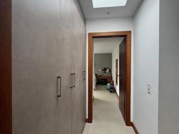 Casa en Venta con Ascensor, Doble Seguridad y 4 Dormitorios, Piscina. La Viña Alta