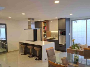 CASA EN RENTA O VENTA LA PRIMAVERA CUMBAYA