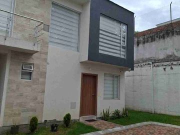 CASA EN RENTA O VENTA LA PRIMAVERA CUMBAYA