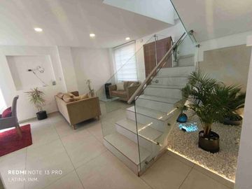 CASA EN RENTA O VENTA LA PRIMAVERA CUMBAYA
