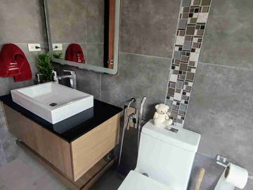 CASA EN RENTA O VENTA LA PRIMAVERA CUMBAYA