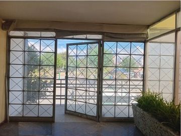 HUANCAYO ALQUILO CASA DE 815m2 AC- 3 PISOS FRENTE A PARQUE COMO OFIC. O VIVIENDA