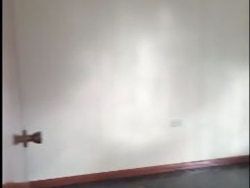 HUANCAYO ALQUILO CASA DE 815m2 AC- 3 PISOS FRENTE A PARQUE COMO OFIC. O VIVIENDA
