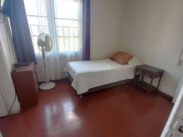 VENDO EXCELENTE PROPIEDAD EN PLENO CENTRO DE TALCA IDEAL PARA INVERSIONISTA, MUY BUENA OPORTUNIDAD