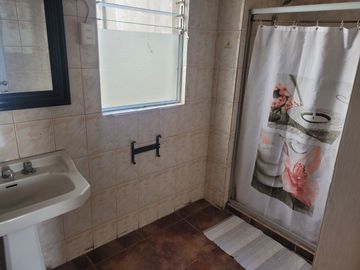 VENDO EXCELENTE PROPIEDAD EN PLENO CENTRO DE TALCA IDEAL PARA INVERSIONISTA, MUY BUENA OPORTUNIDAD