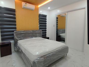 FOR SALE ALMOST NEW MODERN CONTEMPORARY HOME NEAR GLOBAL PLAZA AND S&R IN PAMPANGA