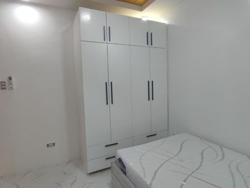 FOR SALE ALMOST NEW MODERN CONTEMPORARY HOME NEAR GLOBAL PLAZA AND S&R IN PAMPANGA