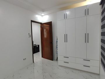 FOR SALE ALMOST NEW MODERN CONTEMPORARY HOME NEAR GLOBAL PLAZA AND S&R IN PAMPANGA