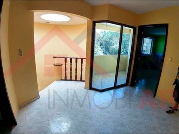 EN VENTA CASA AMPLIA DE 3 NIVELES EN TULA DE AYENDE HIDALGO