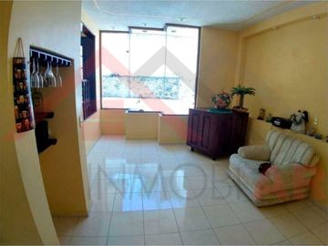 EN VENTA CASA AMPLIA DE 3 NIVELES EN TULA DE AYENDE HIDALGO