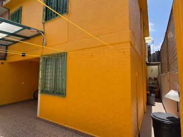 CASA EN VALLE DE ARAGON 3RA SECCION (CERCA DE METRO RIO DE LOS DEMEDIOS)