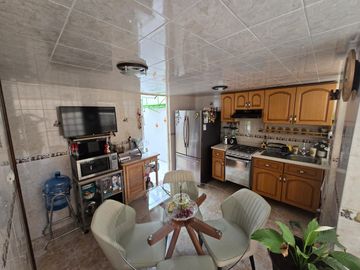 CASA EN VALLE DE ARAGON 3RA SECCION (CERCA DE METRO RIO DE LOS DEMEDIOS)