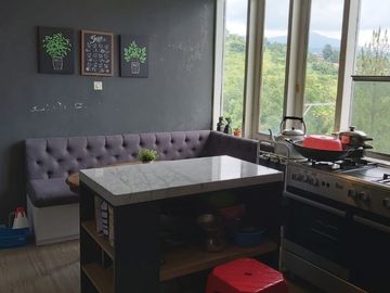 Rumah Siap Huni View Kota Bandung di Cikutra Bojongkoneng Utara