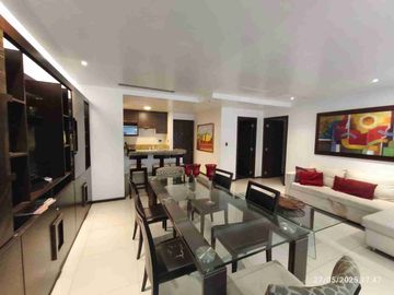 Élite edificio zona mall de sol amplia suite en venta
