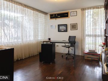 CASA EN VENTA EN SAN ISIDRO