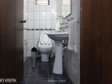 CASA EN VENTA EN SAN ISIDRO