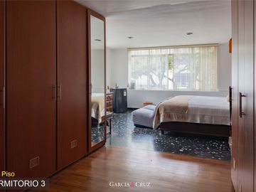 CASA EN VENTA EN SAN ISIDRO