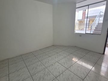 VENTA DPTO EN 2DO PISO INCLUYE MINIDPTO URB PREVI NARANJAL LOS OLIVOS