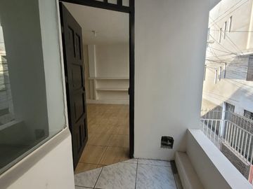VENTA DPTO EN 2DO PISO INCLUYE MINIDPTO URB PREVI NARANJAL LOS OLIVOS