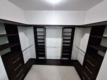 Tu Nuevo Hogar en Rincon de los Encinos