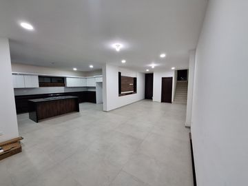 Tu Nuevo Hogar en Rincon de los Encinos