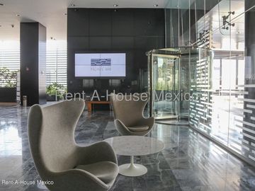 Oficina en Renta en Huixquilucan, Hacienda de las Palmas MT 25-3495.