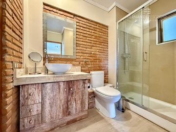 RINCONADA - VENDE PARCELA CON CASA 5D 4B 4D - HACIENDA RINCONADA