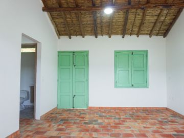 CASA CAMPESTRE EN PINCHOTE - SANTANDER, MUY CERCA DE BARICHARA Y SAN GIL. FINANCIACIÓN DIRECTA SIN ESTUDIO DE CRÉDITO.