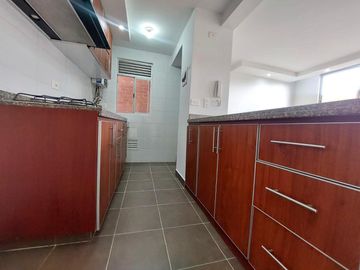 APARTAMENTO en Madrid, Hacienda casa blanca