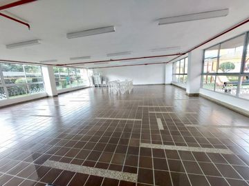 APARTAMENTO en Madrid, Hacienda casa blanca