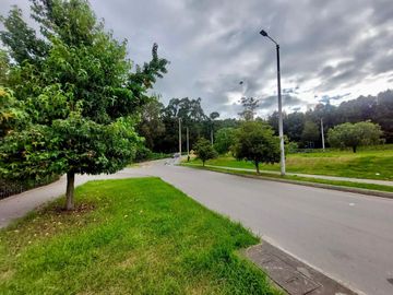APARTAMENTO en Madrid, Hacienda casa blanca