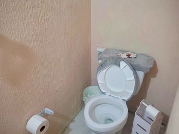 CASA EN VENTA DE 3 RECAMARAS EN LA COLONIA COLINAS DEL CARMEN, al sur de la ciudad.