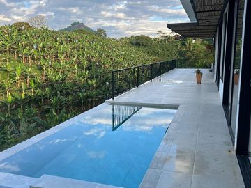 Renta de Casa Campestre en sector Combia, Pereira