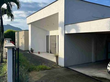 Renta de Casa Campestre en sector Combia, Pereira